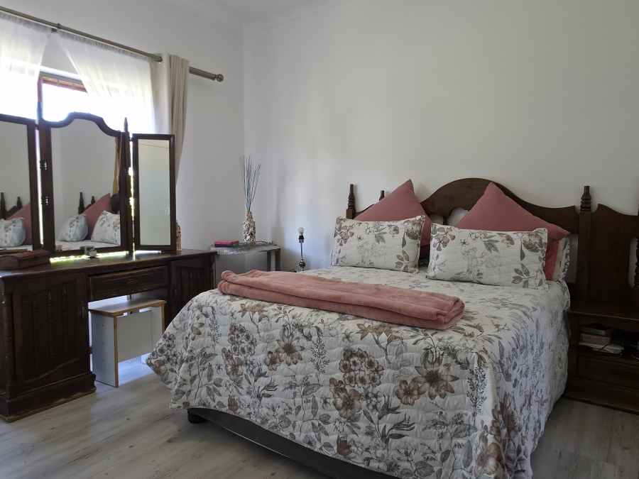 3 Bedroom Property for Sale in Jeffreys Bay Central Eastern Cape